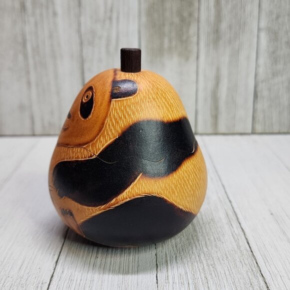 Vintage Panda Bear Gourd Shaker Trinket Coin Holder Hand Carved/Painted 4'' Tall - Picture 4 of 11